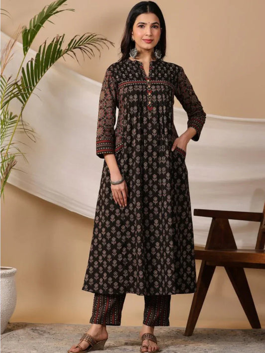 Beautiful Black Kurta With Pant Dupatta Set