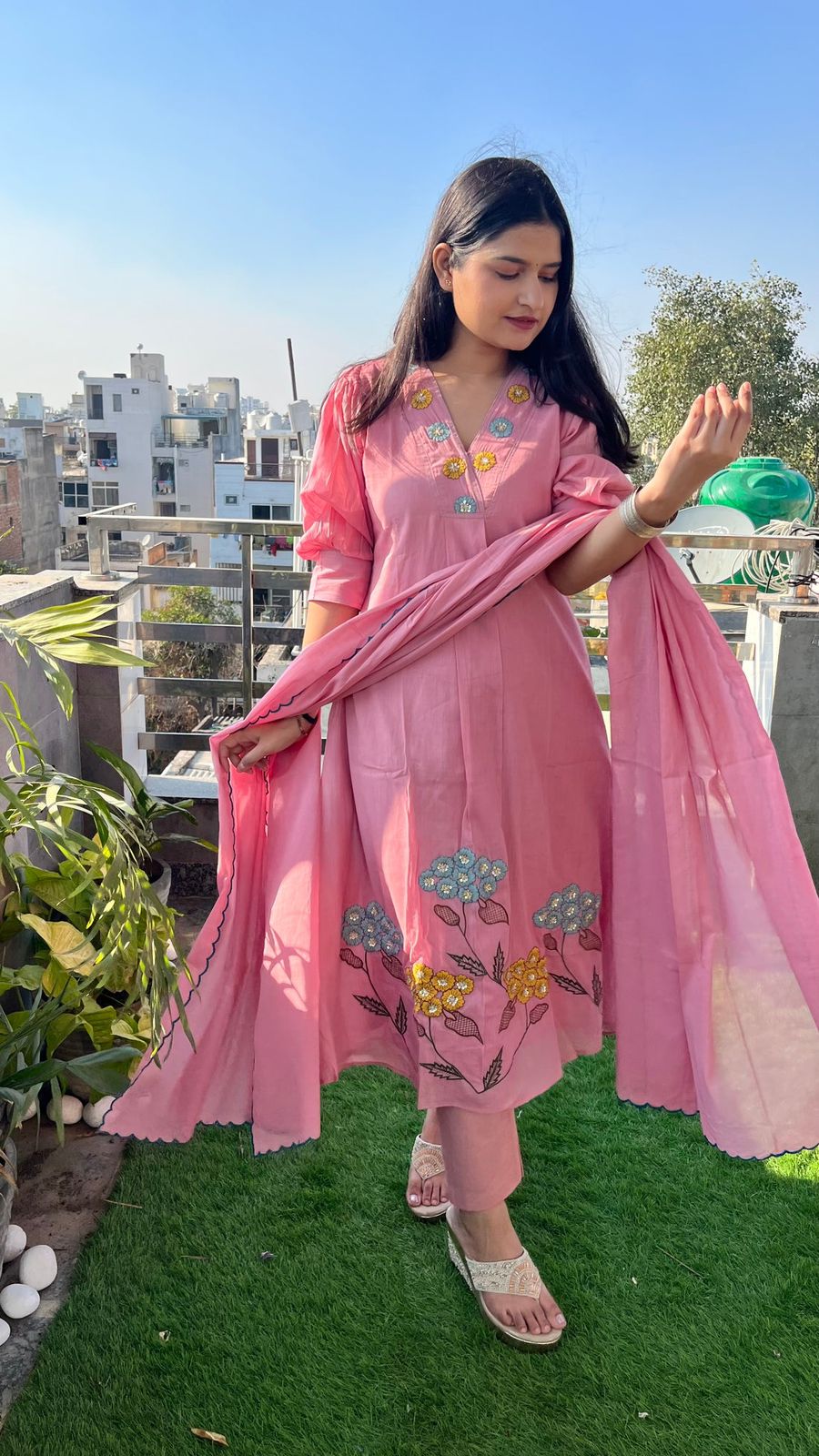 PREMIUM Elegant Peach-Pink Embroidered Kurta Set 🌸